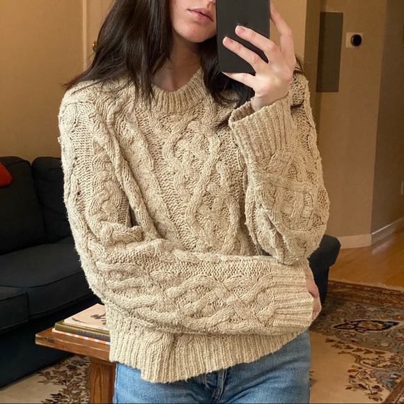 Free people cozy slouchy sweater 🪶 - Picture 2 of 4